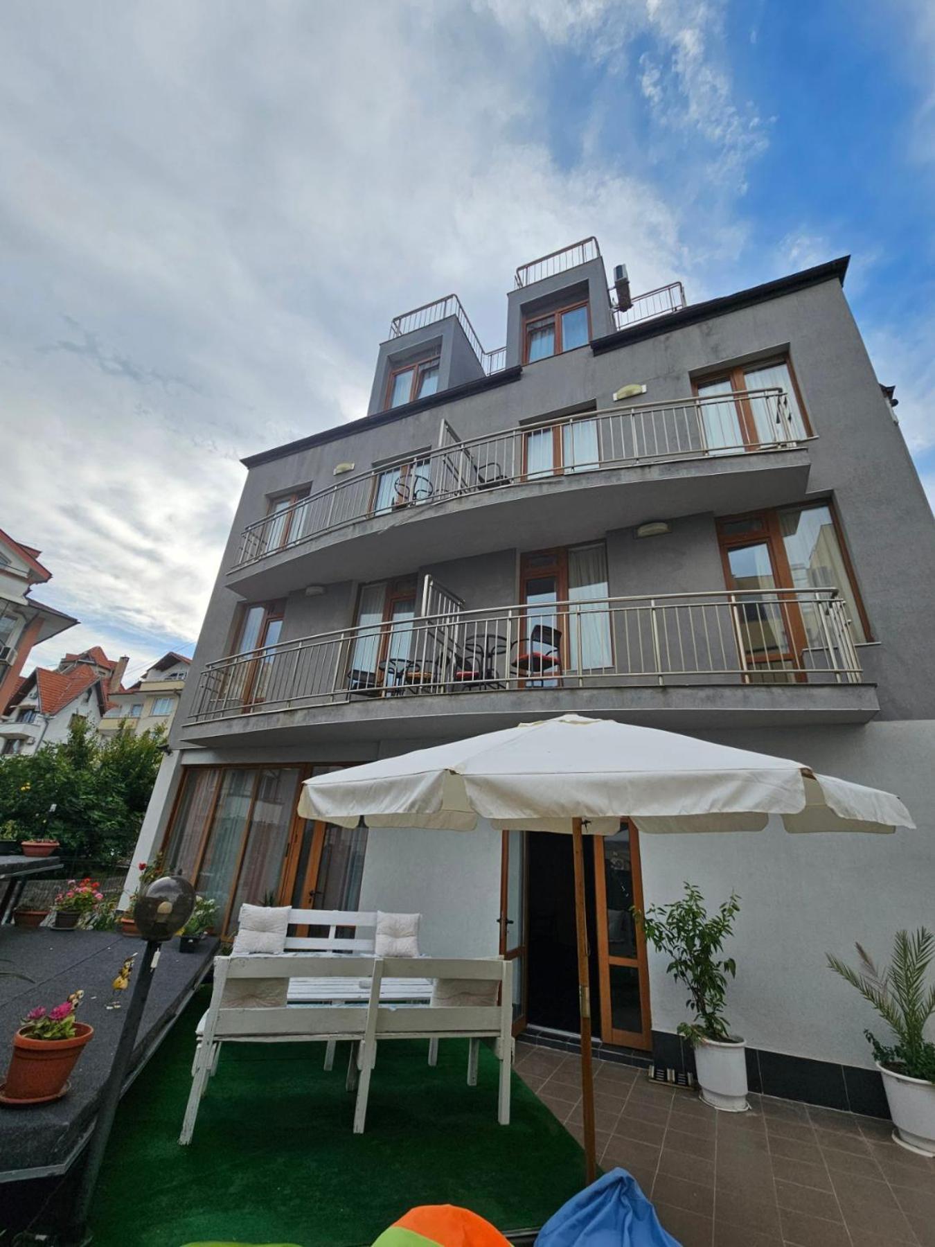 Guest House Petrovi رافدا المظهر الخارجي الصورة