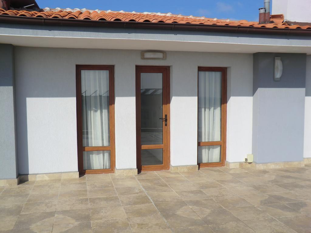 Guest House Petrovi رافدا المظهر الخارجي الصورة